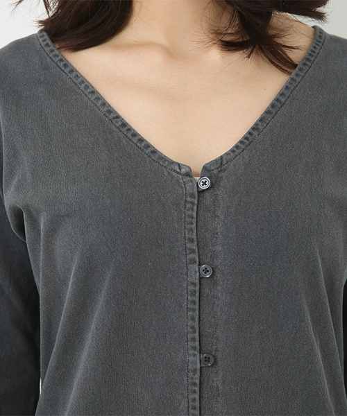 AZUL by moussy（アズールバイマウジー）の「ピグメントカットロングカーディガン（カーディガン/ボレロ・レディース・ライトブラック/ライトブルー/ベージュ・MEDIUM/SMALL）」の5枚目の写真