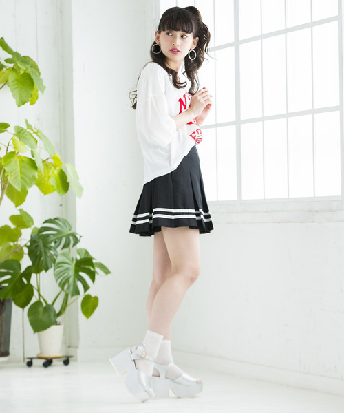 WEGO（ウィゴー）の「WEGO/ラインBOXプリーツスカート（スカート・レディース・ホワイト/ブラック/レッド・SMALL/MEDIUM）」の12枚目の写真