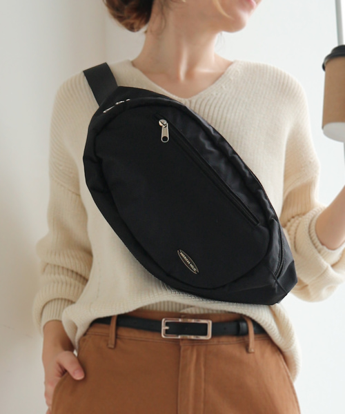 AMERICAN HOLIC(アメリカンホリック)の「ウエストポーチ*(ボディバッグ/ウエストポーチ・レディース・グレー/ブラック/ピンク/ネイビー・FREE)」の2枚目の写真