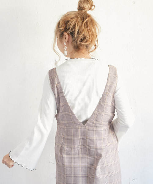 PairPair（ペアペア）の「リブメロー袖フレアトップス(長袖)（Tシャツ/カットソー・レディース・ブラック/オフホワイト/ライトグリーン/ラベンダー・FREE）」の10枚目の写真