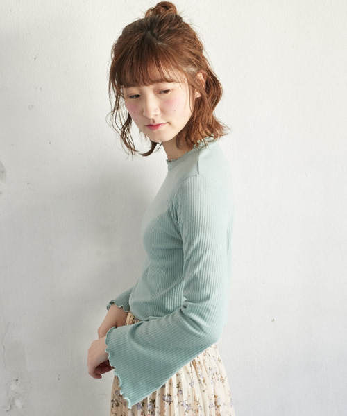 PairPair（ペアペア）の「リブメロー袖フレアトップス(長袖)（Tシャツ/カットソー・レディース・ブラック/オフホワイト/ライトグリーン/ラベンダー・FREE）」の21枚目の写真