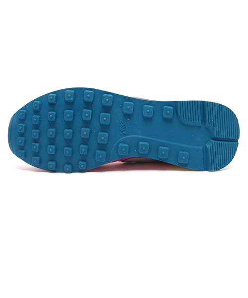 BEAUTY&YOUTH UNITED ARROWS（ビューティーアンドユースユナイテッドアローズ）の「BYBC NIKE WOMEN'S INTERNATIONALIST/スニーカー §§ ◆（スニーカー・レディース・グレー/ベージュ/ピンク・23.5cm/24.5cm/23cm/24cm/25cm）」の8枚目の写真