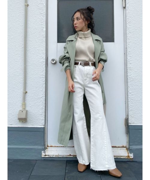 EVRIS（エヴリス）の「リメイクデニムフレアーパンツ（デニムパンツ・レディース・ブラック/ホワイト/ライトブルー・SMALL/MEDIUM）」の4枚目の写真