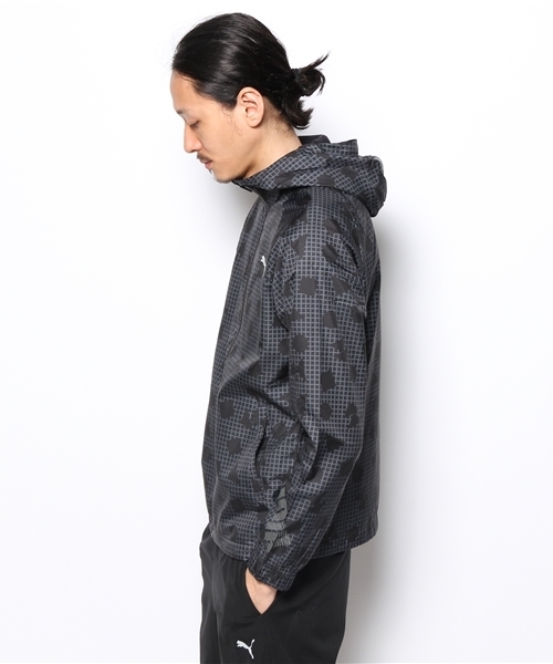 PUMA（プーマ）の「裏トリコット ウーブンジャケット - puma play time（ナイロンジャケット・メンズ・ブラック/グリーン/ブルー/ネイビー/グレー・MEDIUM/LARGE/XO/SMALL/O）」の7枚目の写真