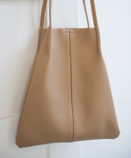 Aunt Marie's（アントマリーズ）の「AUNT MARIE’S　レザートートショルダーバッグ（トートバッグ・レディース・ブラック/ベージュ/カーキ・FREE）」の15枚目の写真