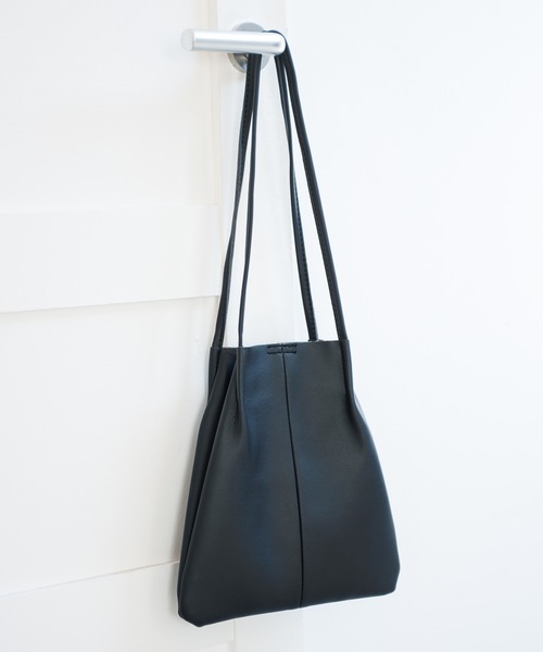 Aunt Marie's（アントマリーズ）の「AUNT MARIE’S　レザートートショルダーバッグ（トートバッグ・レディース・ブラック/ベージュ/カーキ・FREE）」の12枚目の写真