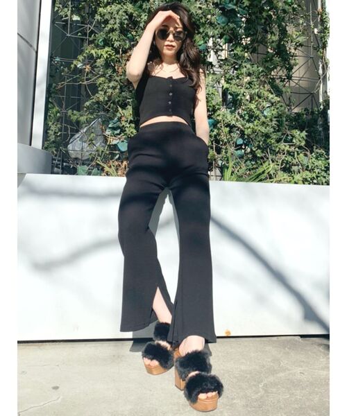 GYDA（ジェイダ）の「ワッフルフリルキャミビスチェ（キャミソール・レディース・ブラック/ベージュ/カーキ・FREE）」の4枚目の写真