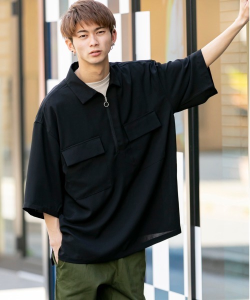 Beno（ビーノ）の「ソフトジョーゼット / ビッグシルエット ハーフジップ プルオーバー 5分袖 シャツ（シャツ/ブラウス・メンズ・ブラック/オフホワイト/ミント/ライトベージュ・M/L）」の3枚目の写真