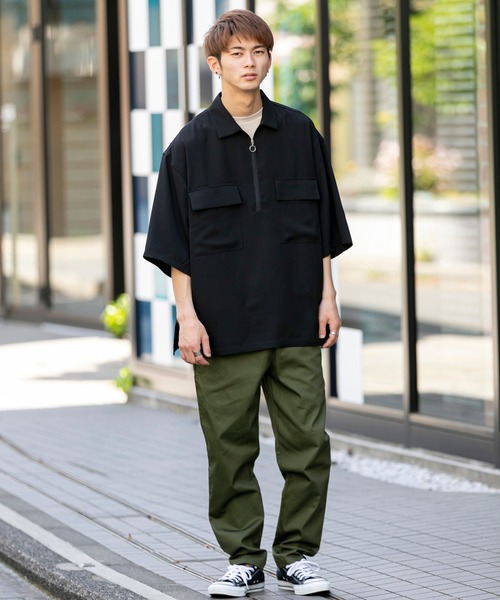 Beno（ビーノ）の「ソフトジョーゼット / ビッグシルエット ハーフジップ プルオーバー 5分袖 シャツ（シャツ/ブラウス・メンズ・ブラック/オフホワイト/ミント/ライトベージュ・M/L）」の21枚目の写真