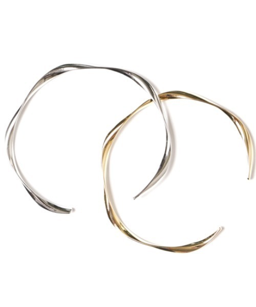 flower（フラワー）の「シンプリーツイストバングル（バングル/リストバンド・レディース・シルバー/ゴールド・FREE）」の18枚目の写真