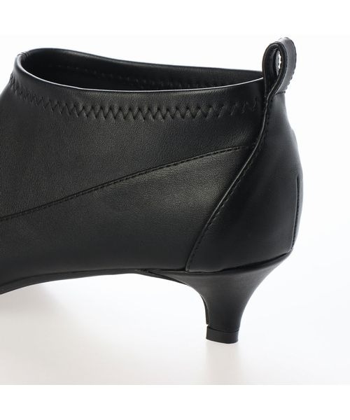 Fin（フィン）の「ポインテッドストレッチブーティー（ブーツ・レディース・ブラック/ベージュ・22.5cm/23cm/23.5cm/24cm/24.5cm/25cm）」の3枚目の写真