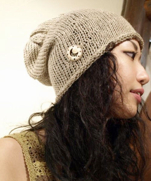 チャイハネ（チャイハネ）の「【チャイハネ】ムーンモチーフ付きアサンジキャップ（ユニセックス）（ニットキャップ/ビーニー・レディース・キナリ/イエロー/グリーン/ピンク/ブルー・FREE）」の2枚目の写真