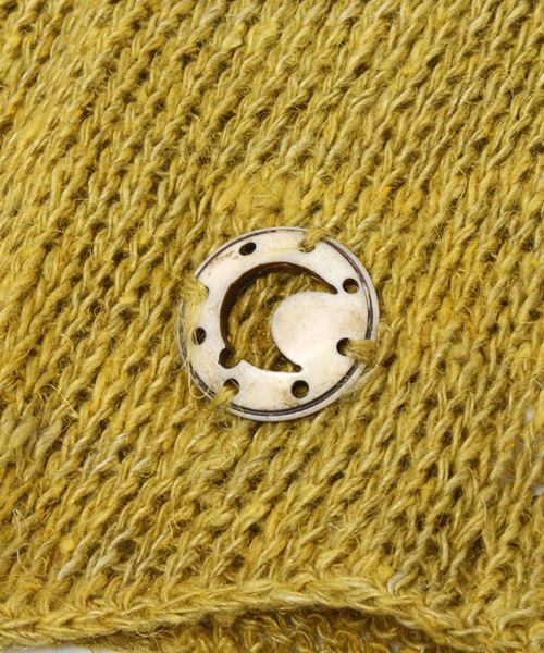 チャイハネ（チャイハネ）の「【チャイハネ】ムーンモチーフ付きアサンジキャップ（ユニセックス）（ニットキャップ/ビーニー・レディース・キナリ/イエロー/グリーン/ピンク/ブルー・FREE）」の7枚目の写真