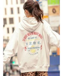 バックグラフィックフーディ