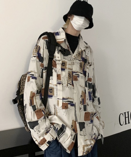 KOR（ケーオーアール）の「ベルト付総柄シャツ（シャツ/ブラウス・メンズ・ホワイト/ブラック・M/L/XL）」の3枚目の写真