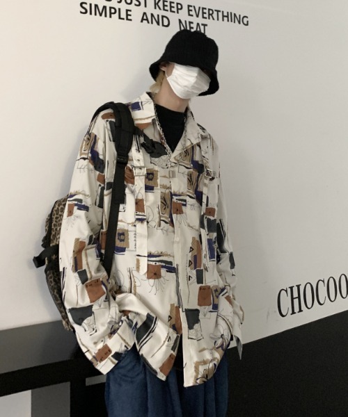 KOR（ケーオーアール）の「ベルト付総柄シャツ（シャツ/ブラウス・メンズ・ホワイト/ブラック・M/L/XL）」の7枚目の写真