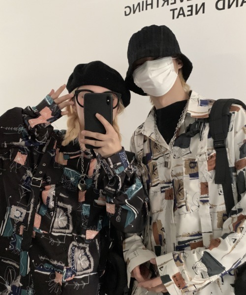 KOR（ケーオーアール）の「ベルト付総柄シャツ（シャツ/ブラウス・メンズ・ホワイト/ブラック・M/L/XL）」の9枚目の写真