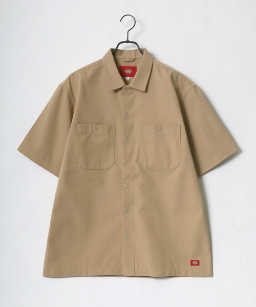 Dickies（ディッキーズ）の「Dickies/ディッキーズ オーバーサイズ T/Cツイル レギュラーカラー 半袖シャツ/ワークシャツ（シャツ/ブラウス・メンズ・チャコールグレー/ブラック/ベージュ/アイボリー/ホワイト系その他/グレー系その他/ブラック系その他/ベージュ系その他・M/L/XL）」の17枚目の写真