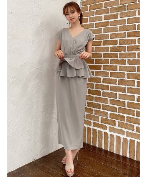 RESEXXY（リゼクシー）の「アシメデザイントップス【セットアップ着用可能】（Tシャツ/カットソー・レディース・ブラック/アイボリー/ミント・FREE）」の4枚目の写真