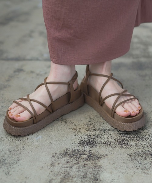 titivate(ティティベイト)の「コードストラッププラットフォームサンダル(サンダル・レディース・ブラック/ベージュ/モカ・LL/S/M/L)」の3枚目の写真
