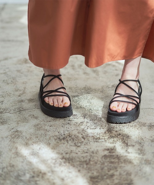 titivate(ティティベイト)の「コードストラッププラットフォームサンダル(サンダル・レディース・ブラック/ベージュ/モカ・LL/S/M/L)」の18枚目の写真