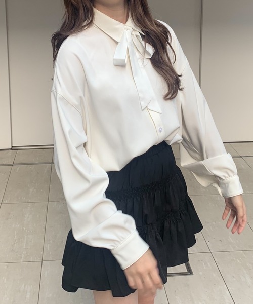 INTER FACTORY（インターファクトリー）の「ファッションインフルエンサー poyo - シンプルリボンタイ　made in INTER FACTORY（ネクタイ・レディース・ホワイト/ブラック・FREE）」の10枚目の写真