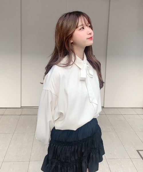 INTER FACTORY（インターファクトリー）の「ファッションインフルエンサー poyo - シンプルリボンタイ　made in INTER FACTORY（ネクタイ・レディース・ホワイト/ブラック・FREE）」の21枚目の写真