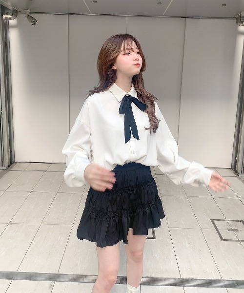 INTER FACTORY（インターファクトリー）の「ファッションインフルエンサー poyo - シンプルリボンタイ　made in INTER FACTORY（ネクタイ・レディース・ホワイト/ブラック・FREE）」の17枚目の写真