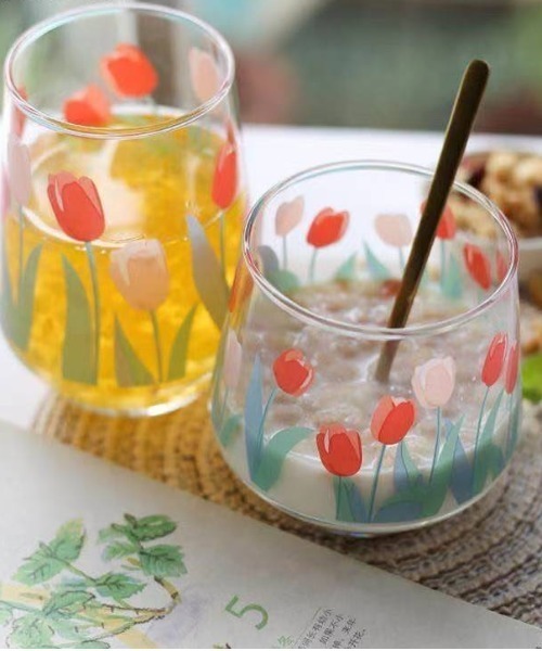 Made in I（メイドインアイ）の「チューリッププリントグラス（グラス/マグカップ/タンブラー・レディース・クリア・SHORT/TALL）」の2枚目の写真