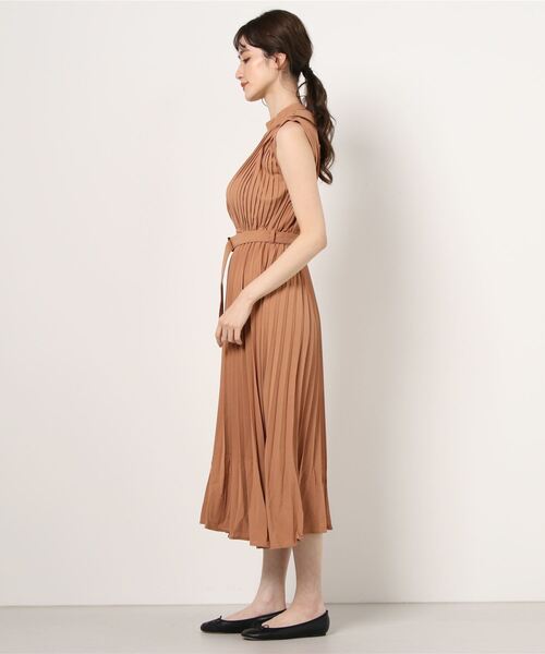 WEGO（ウィゴー）の「WEGO/消しプリーツノースリーブワンピース（ワンピース・レディース・オレンジ系その他2/ブラック・FREE）」の12枚目の写真