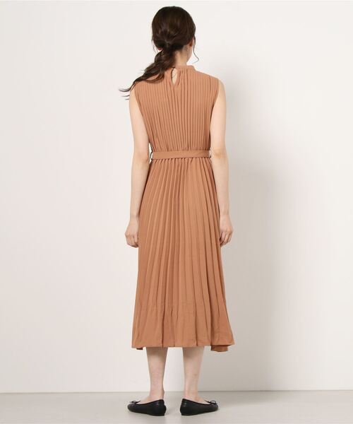 WEGO（ウィゴー）の「WEGO/消しプリーツノースリーブワンピース（ワンピース・レディース・オレンジ系その他2/ブラック・FREE）」の19枚目の写真