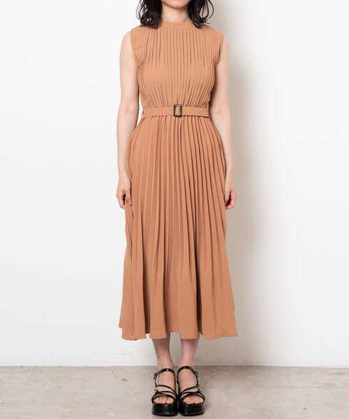 WEGO（ウィゴー）の「WEGO/消しプリーツノースリーブワンピース（ワンピース・レディース・オレンジ系その他2/ブラック・FREE）」の22枚目の写真