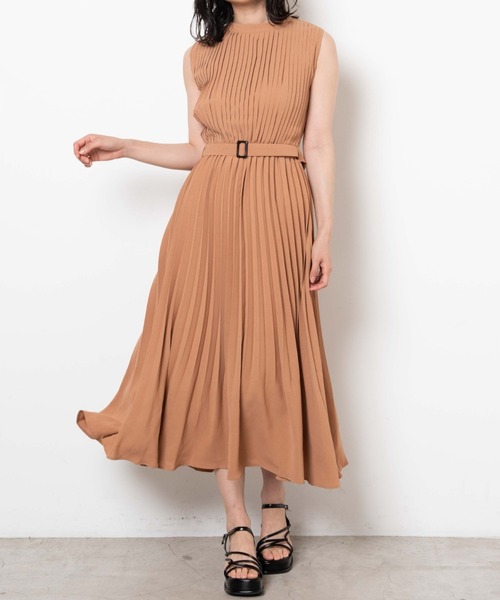 WEGO（ウィゴー）の「WEGO/消しプリーツノースリーブワンピース（ワンピース・レディース・オレンジ系その他2/ブラック・FREE）」の17枚目の写真