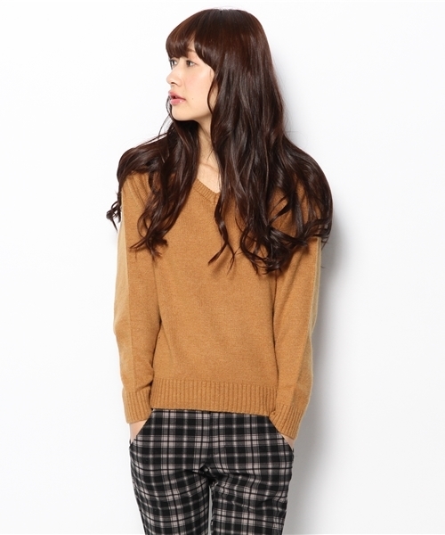 Chico（チコ）の「ナイロンアンゴラソフトドルマンニット（ニット/セーター・レディース・ホワイト/グレー/キャメル/レッド/ネイビー・FREE）」の12枚目の写真