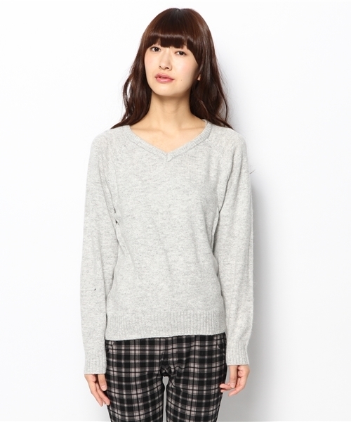 Chico（チコ）の「ナイロンアンゴラソフトドルマンニット（ニット/セーター・レディース・ホワイト/グレー/キャメル/レッド/ネイビー・FREE）」の6枚目の写真