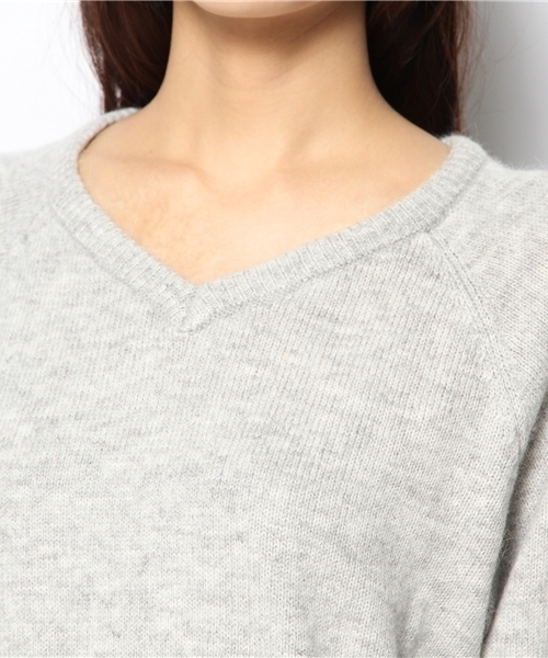 Chico（チコ）の「ナイロンアンゴラソフトドルマンニット（ニット/セーター・レディース・ホワイト/グレー/キャメル/レッド/ネイビー・FREE）」の9枚目の写真