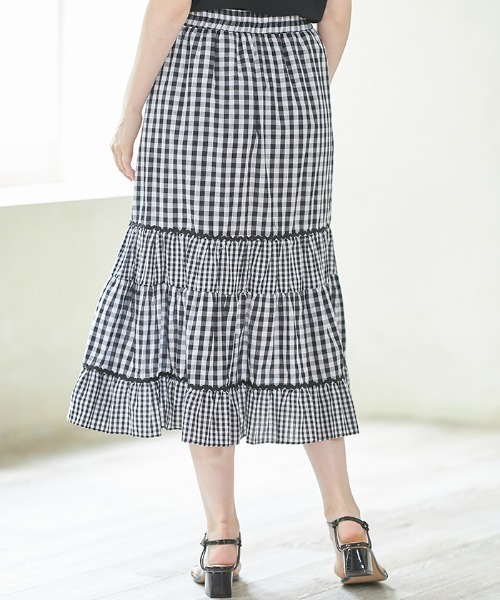 Cookie Chocolate(クッキーチョコレート)の「【ZOZO限定】ライン入りギンガムチェックスカート(スカート・レディース・ブラック/グレー・M)」の4枚目の写真