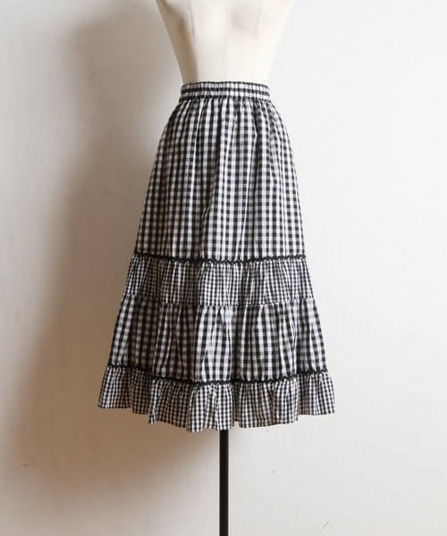 Cookie Chocolate(クッキーチョコレート)の「【ZOZO限定】ライン入りギンガムチェックスカート(スカート・レディース・ブラック/グレー・M)」の17枚目の写真