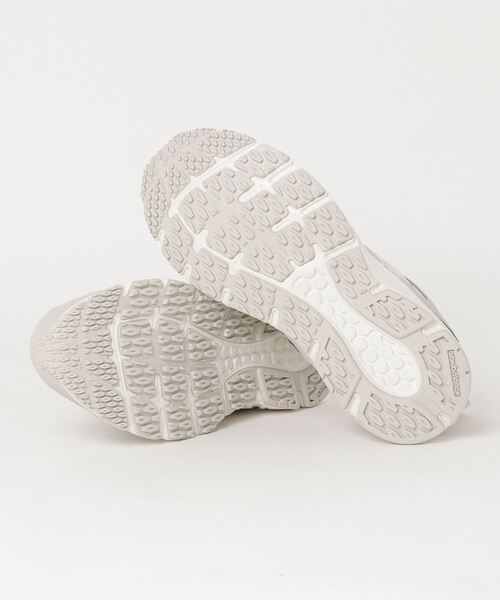 NEW BALANCE（ニューバランス）の「【重複登録　入荷禁止】ML408（スニーカー・メンズ・ホワイト/グレー/オフホワイト・22.5cm/23.5cm/24.5cm/25.5cm/26.5cm/27.5cm/28.5cm/23.0cm/24.0cm/25.0cm/26.0cm/27.0cm/28.0cm/29.0cm）」の5枚目の写真