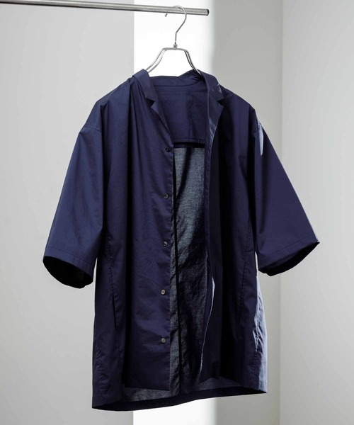 ADAM ET ROPE'（アダムエロペ）の「【TOOLIGHT】吸水速乾/超軽量/TC オープンカラーシャツ/セットアップ対応（シャツ/ブラウス・メンズ・ブラック/ネイビー・S/M/L/XL）」の2枚目の写真