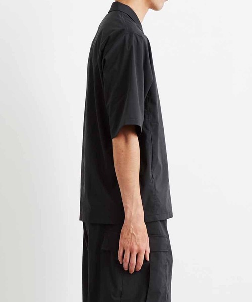 ADAM ET ROPE'（アダムエロペ）の「【TOOLIGHT】吸水速乾/超軽量/TC オープンカラーシャツ/セットアップ対応（シャツ/ブラウス・メンズ・ブラック/ネイビー・S/M/L/XL）」の10枚目の写真