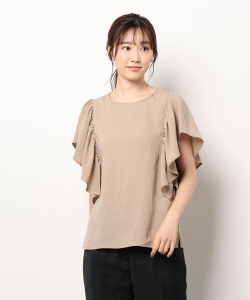 Te chichi TERRASSE（テチチテラス）の「ポリスラブフレアスリーブブラウス（シャツ/ブラウス・レディース・オフホワイト/ブラック/ブルー/ベージュ・ﾌﾘ-）」の3枚目の写真