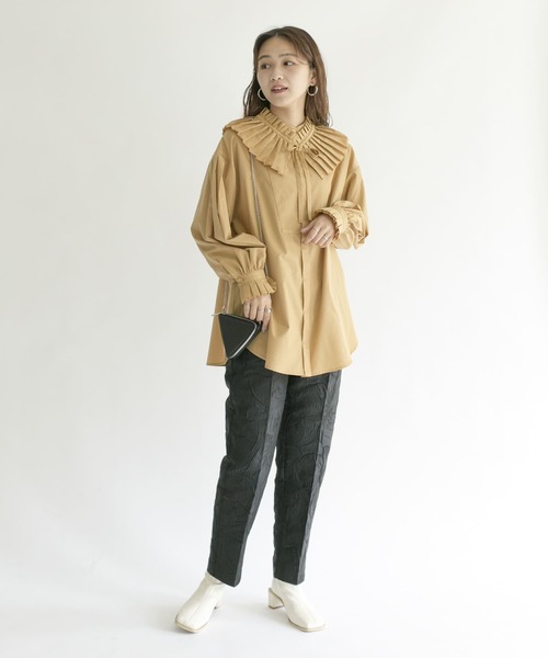 KBF(ケイビーエフ)の「ジャガードテーパードパンツ(その他パンツ・レディース・グリーン/ブラック/ブラウン系その他・ONE)」の22枚目の写真