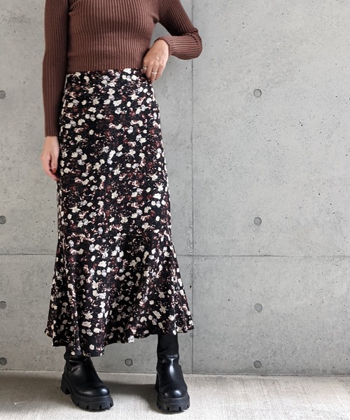 Per sist ence（パーシエンス）の「Per sist ence/パーシエンス　 フラワープリント 切替マーメイドスカート（スカート・レディース・ベージュ系その他/ブラック/ベージュ/ブラウン/グリーン系その他・FREE）」の2枚目の写真