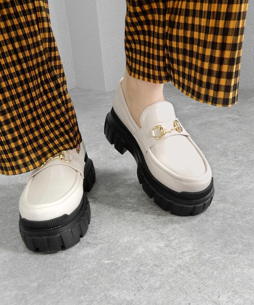 minia(ミニア)の「トラックソールビットローファー ◆(ローファー・レディース・ブラック/アイボリー・37/39/36/38/35)」の1枚目の写真