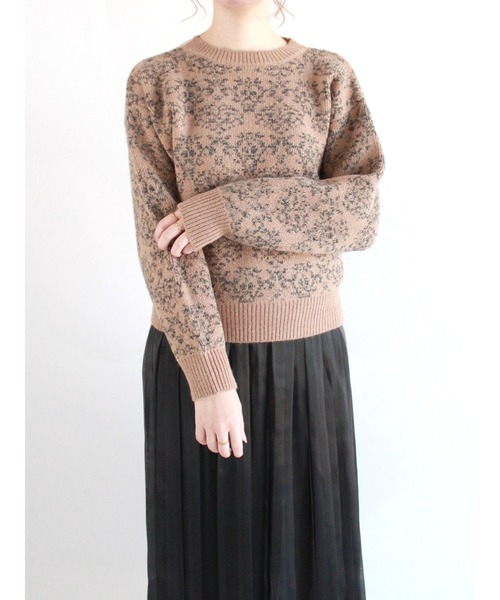 Te chichi（テチチ）の「ラメ混ダマスク柄ジャカードニット（ニット/セーター・レディース・グレー/キャメル・ﾌﾘ-）」の7枚目の写真