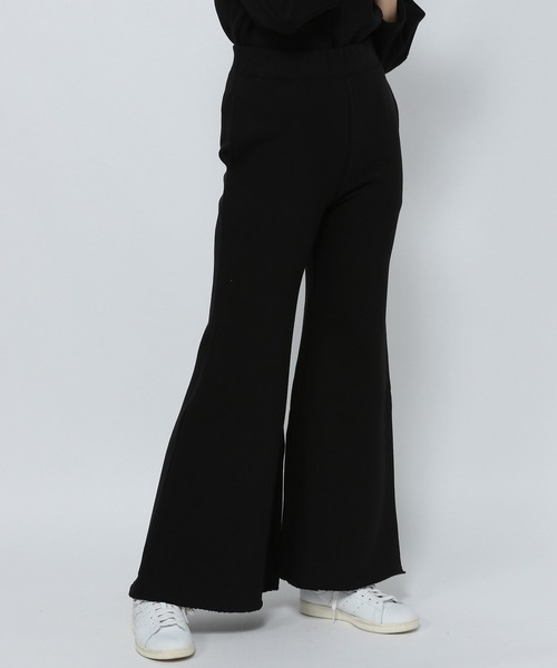 HEREIAM（ヘレイアム）の「【HEREIAM】ワイドフレアスウェットパンツ（スウェットパンツ・レディース・ブラック/セージグリーン・SMALL/MEDIUM）」の7枚目の写真