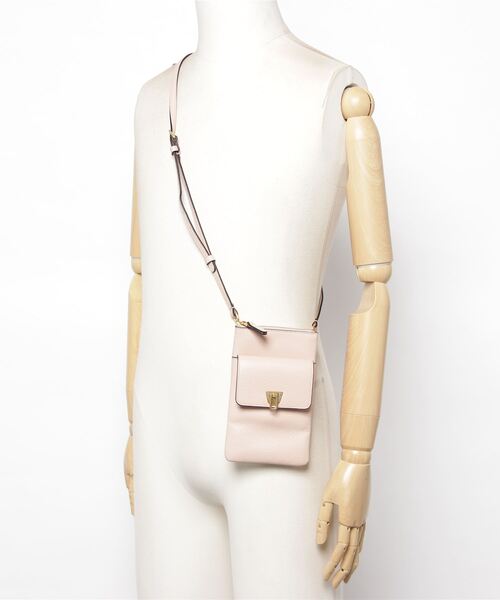 COCCINELLE（コチネレ）の「《COCCINELLE/コチネレ》BEAT SOFT（ショルダーバッグ・レディース・スモークピンク/ブラウン/ブルー系その他/ブラック系その他・FREE）」の10枚目の写真