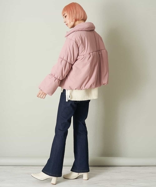 A de a.v.v（アードアー・ヴェ・ヴェ）の「中綿ボリュームショートブルゾン（ブルゾン・レディース・ピンク/ブラック/ホワイト・38/36）」の13枚目の写真