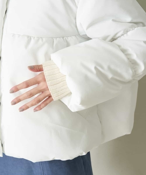 A de a.v.v（アードアー・ヴェ・ヴェ）の「中綿ボリュームショートブルゾン（ブルゾン・レディース・ピンク/ブラック/ホワイト・38/36）」の7枚目の写真